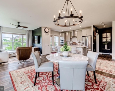 102 St. Ives Place - Photo Thumbnail 16