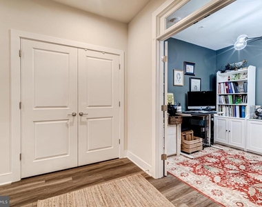 102 St. Ives Place - Photo Thumbnail 7