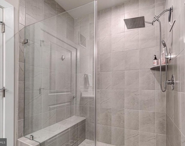 102 St. Ives Place - Photo Thumbnail 27