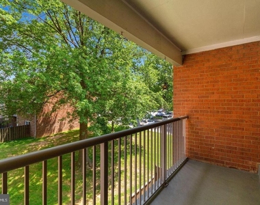 728 Quince Orchard Boulevard - Photo Thumbnail 15