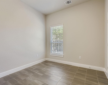 2500 American Dr - Photo Thumbnail 10