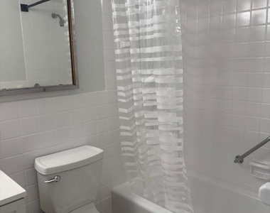 1111 University Boulevard W - Photo Thumbnail 9
