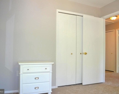 1 Ingleside Court - Photo Thumbnail 14