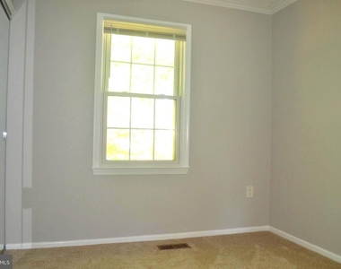 1 Ingleside Court - Photo Thumbnail 11