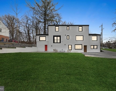 9200 Cedar Lane - Photo Thumbnail 2
