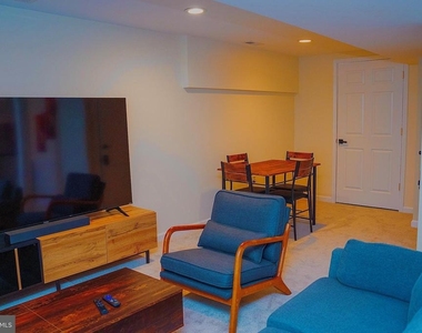 924 Veirs Mill Road - Photo Thumbnail 6