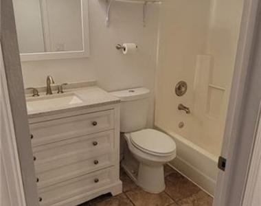 3012 Whisper Oaks Ln - Photo Thumbnail 5