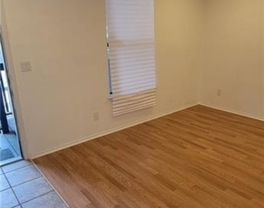 3012 Whisper Oaks Ln - Photo Thumbnail 4