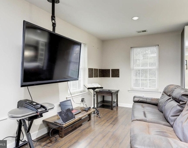 7465 Browns Bridge Road - Photo Thumbnail 15