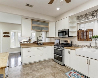 7465 Browns Bridge Road - Photo Thumbnail 5