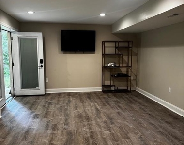 7656 Kindler Road - Photo Thumbnail 5