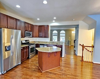 3504 Tabard Lane - Photo Thumbnail 15