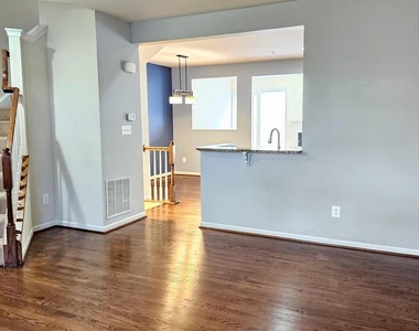 3504 Tabard Lane - Photo Thumbnail 2