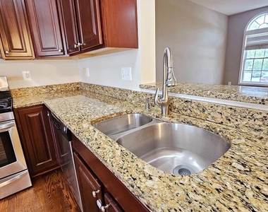 3504 Tabard Lane - Photo Thumbnail 6