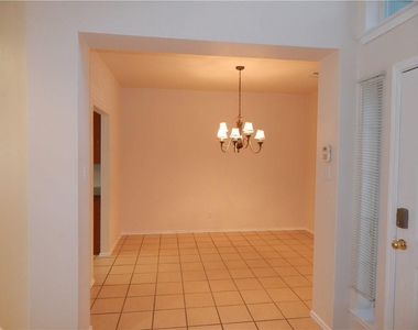 10909 N Canoa Hills Trl - Photo Thumbnail 18
