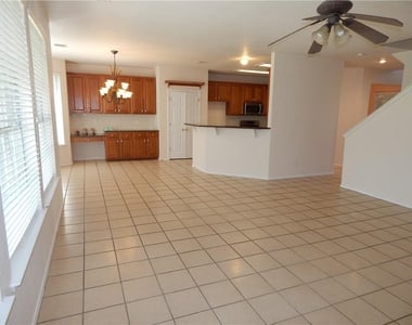 10909 N Canoa Hills Trl - Photo Thumbnail 11