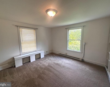 4601 Strauss Avenue - Photo Thumbnail 5