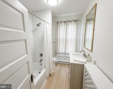 4601 Strauss Avenue - Photo Thumbnail 6