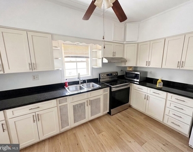 4601 Strauss Avenue - Photo Thumbnail 2