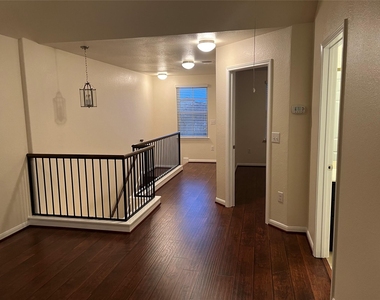 538 Tumlinson Fort Way - Photo Thumbnail 6