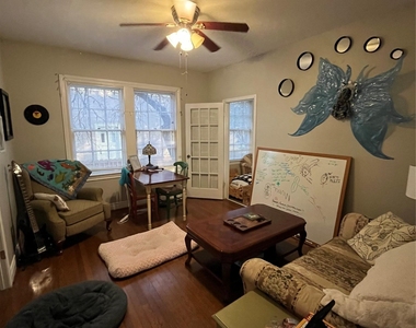 416 W 32nd St - Photo Thumbnail 4