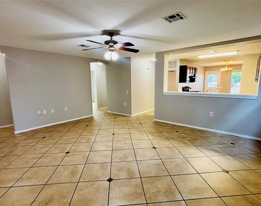 7424 Cayenne Ln - Photo Thumbnail 2