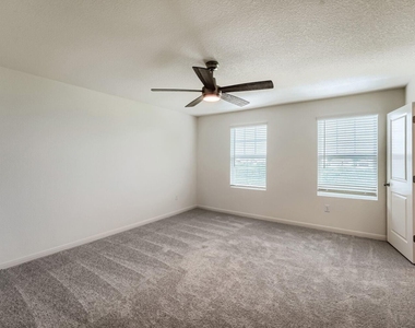 124 Mullen Way - Photo Thumbnail 9