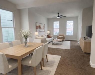 724 E 35th Street - Photo Thumbnail 1