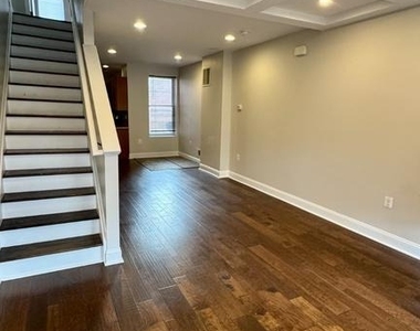 2705 E Biddle Street - Photo Thumbnail 4