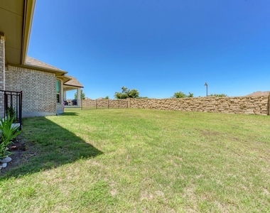 1816 Ficuzza Way - Photo Thumbnail 30