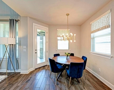 1816 Ficuzza Way - Photo Thumbnail 14