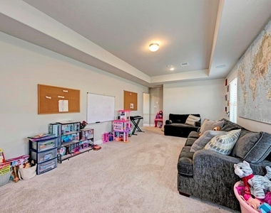 1816 Ficuzza Way - Photo Thumbnail 22