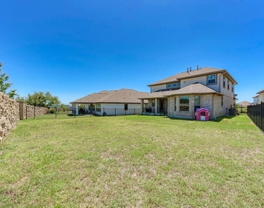 1816 Ficuzza Way - Photo Thumbnail 32