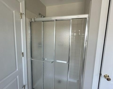 3406 Carriage Walk Court - Photo Thumbnail 19