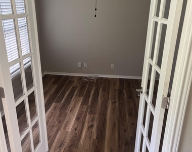 11655 River Oaks Trl - Photo Thumbnail 6