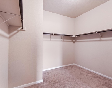 251 Northern Flicker St - Photo Thumbnail 10