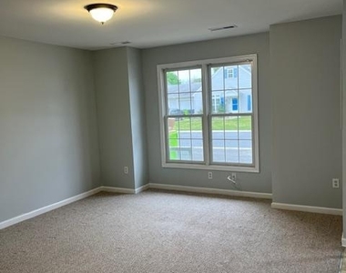 439 S Spinnaker Lane - Photo Thumbnail 2