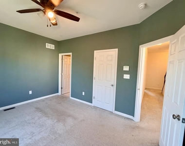 3744 Green Street - Photo Thumbnail 11
