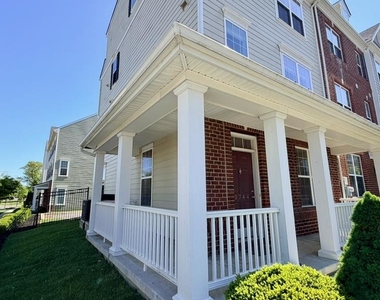 3744 Green Street - Photo Thumbnail 45