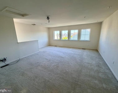 3744 Green Street - Photo Thumbnail 35