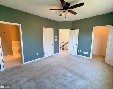 3744 Green Street - Photo Thumbnail 14