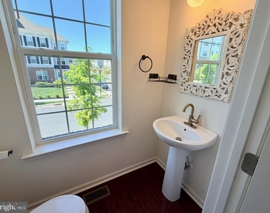 3744 Green Street - Photo Thumbnail 28