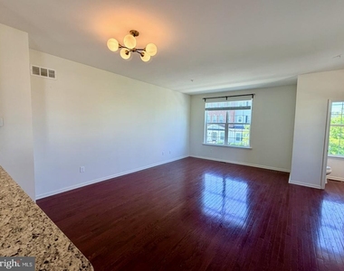 3744 Green Street - Photo Thumbnail 2