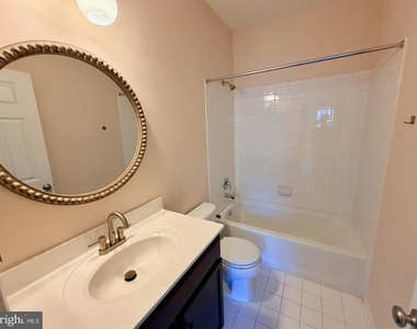 3744 Green Street - Photo Thumbnail 26