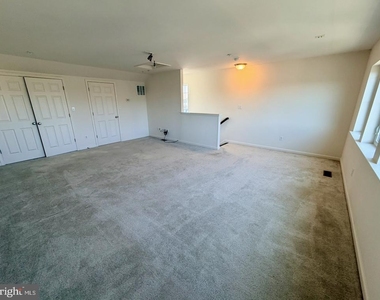 3744 Green Street - Photo Thumbnail 33