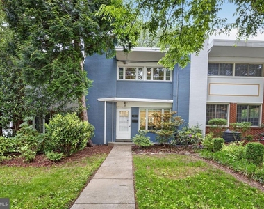 5211 Nebraska Avenue Nw - Photo Thumbnail 1