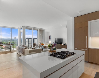 313 W 17th St - Photo Thumbnail 19
