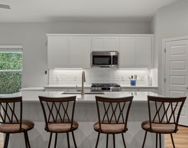2503 Wilson Ave - Photo Thumbnail 15