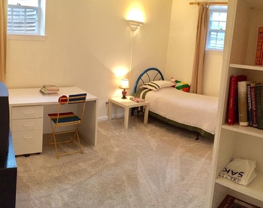 3731 39th Street Nw - Photo Thumbnail 9