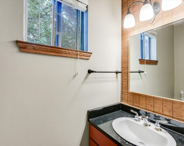 700 Castle Ridge Rd - Photo Thumbnail 7